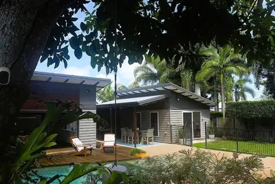 Image de Pantai Indah (Beautiful Beach) Villa, Hervey Bay