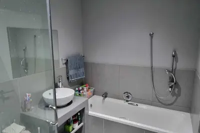 Image de Charming 2-bedroom apartment in Cape Town Near Beaches & Cbd with Wifii