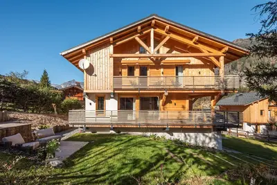 Image de Chalets Belle des Neiges - Alpes Travel - Les Houches - Sleeps 9