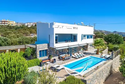 Image de Villa en Crète avec Piscine et Bbq