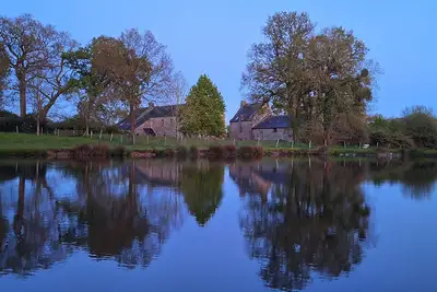 Image de Grand gîte 15 pers. avec étang privé, nature & calme à 20 min plages du Morbihan