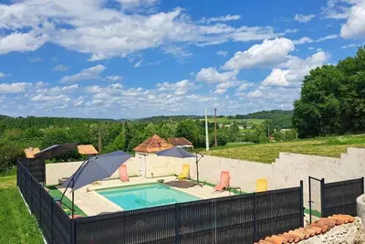 Image de Gîte rénové avec piscine partagée à Saint-Méard-de-Drône