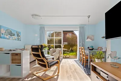 Image de Cozy apartment \"Meer\" in the house \"Nordseelust\" for a relaxing family holiday.