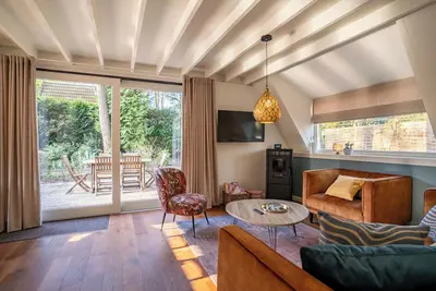 Image de Bungalow 6 persons with wood and pellet stove