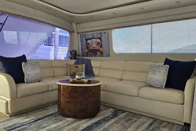 Image de Luxurious 63' boat 4-bedrooms, full kitchen, at the Golden Nugget in Ac, Nj.