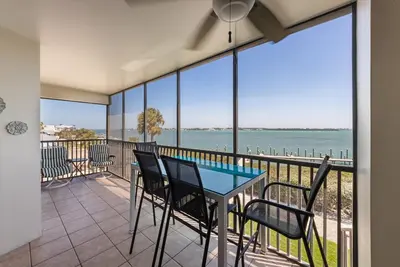 Image de Coquina Moorings 205: Condo with Gulf-to-Bay views!