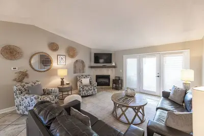 Image de One Bedroom Marina View Condo