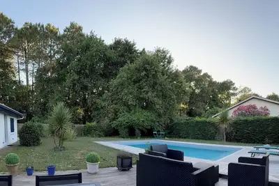 Image de Maison familiale avec piscine