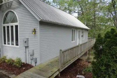 Image de One Bedroom Bayside Condo