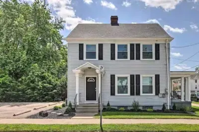Image de Charming 3-bedroom house in lovely Hamilton with WiFi, Ac newly remodeled 1900s