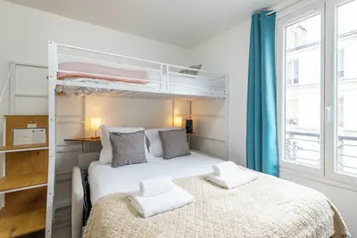 Image de Modern studio in charming Paris, vibrant neighborhood, only 5 min to metro