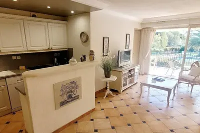 Image de Superbe Apt Grand Confort avec Balcon & Piscine