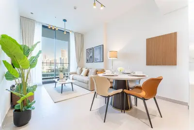 Image de Setting Away from Major Retail Areas with Pool View 1br, Binghatti Amber, Jumeirah Village Circle
