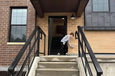 Image de 3 bed 2 bath townhome in Madison with access to 20 foot on Lake Monona!