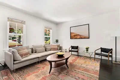 Image de Charming Victorian in Dobbs Ferry - Westchester