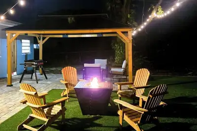 Cozy 2-bedroom house in enjoyable New Smyrna\/ Edgewater with Ac, WiFi
