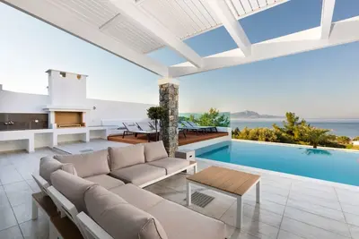 Image de Alluring Rhodes Villa | Villa Lindia | 3 Bedrooms | Private Pool | Lovely Furnished Terrace | Shaded Outdoor Dining Area | Prime Location | Lindos