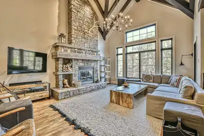 Image de Panache Great Location Ski-In/Out at Resort with Private Hottub
