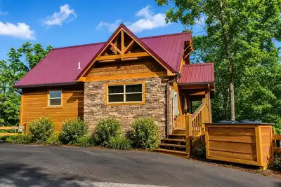 Image de Cabin + Free Resort Amenities | Pigeon Forge