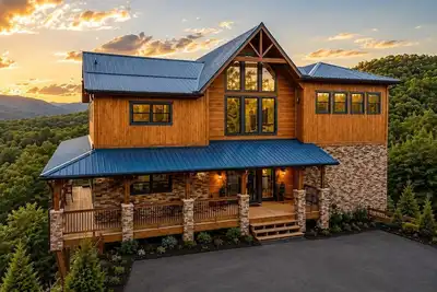 Image de Near Dollywood + Resort Amenities Included