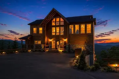 Image de Luxury Cabin w/ All-Inclusive Resort Amenities