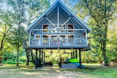 Image de ❤️ River fun, log cabin, family \/ couples retreat!