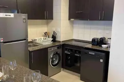 Image de Modern One-bedroom in Heart of Marina
