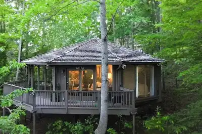 Image de Treehouse of Life - Access Community Extras like Pools, Golf, Lakes, Waterfalls & Trails