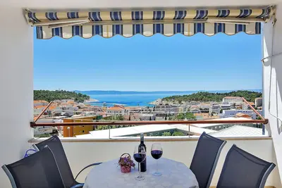 Image de Modern apartment with balcony and sea view, 8 min from the beach