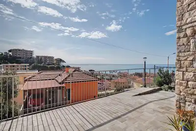 Image de Appartement 'Agatina' avec vue sur la mer, terrasse privée et climatisation