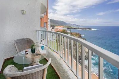 Image de Appartement de vacances 'Live San Marcos' avec vue sur la mer, terrasse privée et Wi-Fi