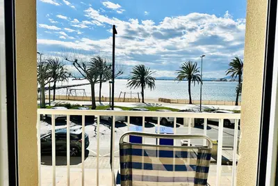 Image de 3390 Maritim B 1-A. En Premiere Ligne Mer, Au Coeur De Roses  Wifi, Parking