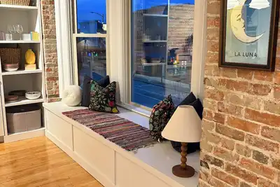 Image de Newly renovated downtown historic loft.