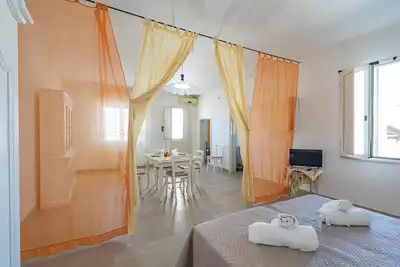 Image de Onde Dorate in centre, close to Beach, Porto Cesareo, Italy