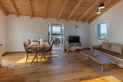 Image de Appartement de deux chambres avec la terrasse et la vue sur le mer Sveti Jakov, Losinj (A-24153-a)
