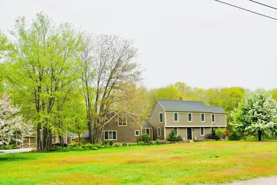 Image de Charming 4 bedroom fully equipped house.