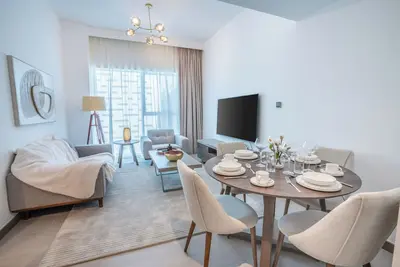 Image de Chic 2-bedroom apartment with Ac, fitness room in enchanting Dubai