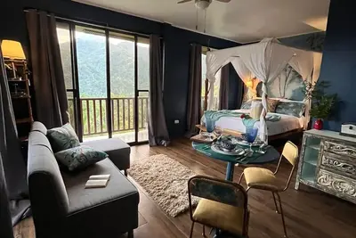 Image de Your Private Love Nest with Stunning Mountain Views, Infinity Pool, Sauna