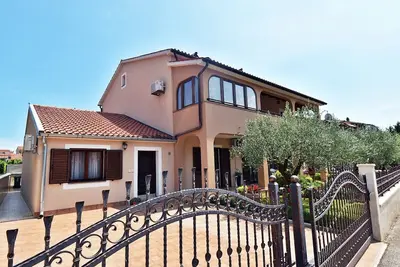 Image de Appartement à Pula proche Golf