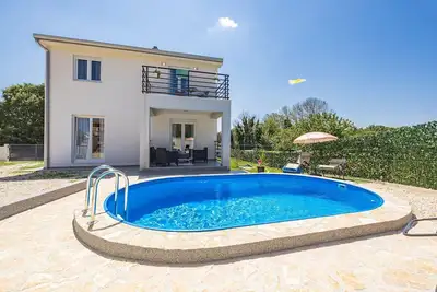 Image de Villa avec piscine privée à Baderna
