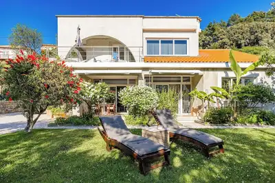 Image de Appartement sur Rab proche plage
