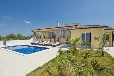 Image de Superbe villa à Kapelica avec piscine privée
