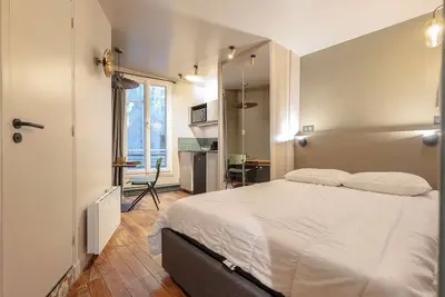 Image de Superbe studio au cœur de Montmartre