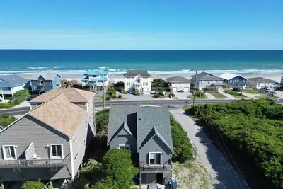 Image de Surf City Bungalow With Steps To The Ocean