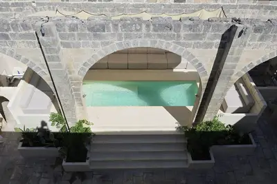 Image de Elegant and relaxing facility with swimming pool set in an 18th-century mansion