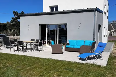 Image de Jolie maison pour 8 personnes en bord de mer, idéale pour 2 familles.
