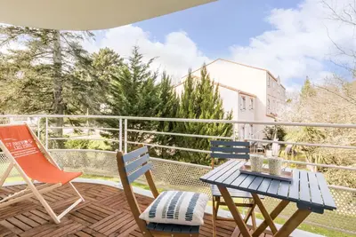 Image de Appartement rénové, lumineux proche plage avec parking