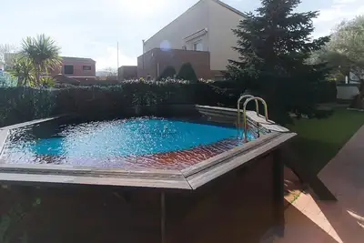 Image de Casa Moderna con Jardín y Piscina Privada Santa Cristina dAro