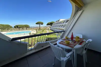 Image de Studio 2 couchages à Port Camargue, vue mer
