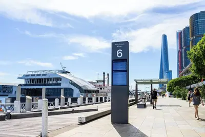 Image de Live On the Iconic Sydney Cbd Wharf with family